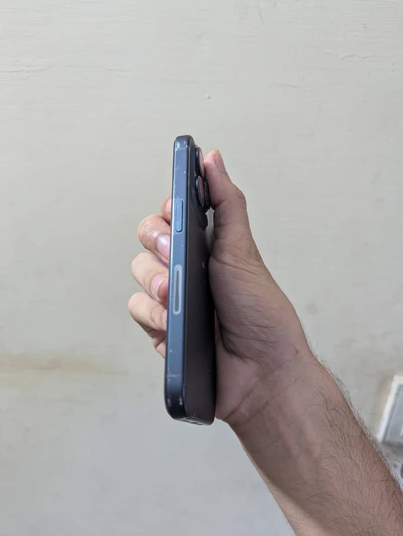 Iphone 15 Pro 3