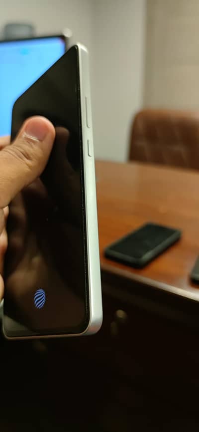 Vivo Y400