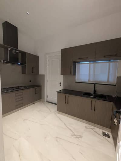 1 BED NON FURNISHED APRTMENT FOR RENT IN BAHRIA TOWN LAHORE