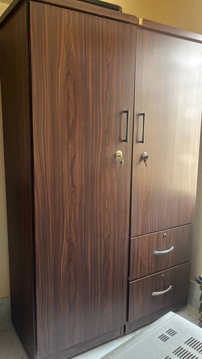 2 Door Almari