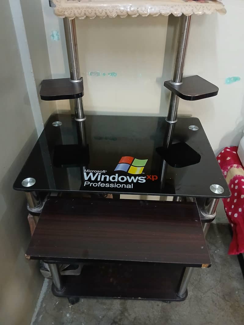 computer table 1