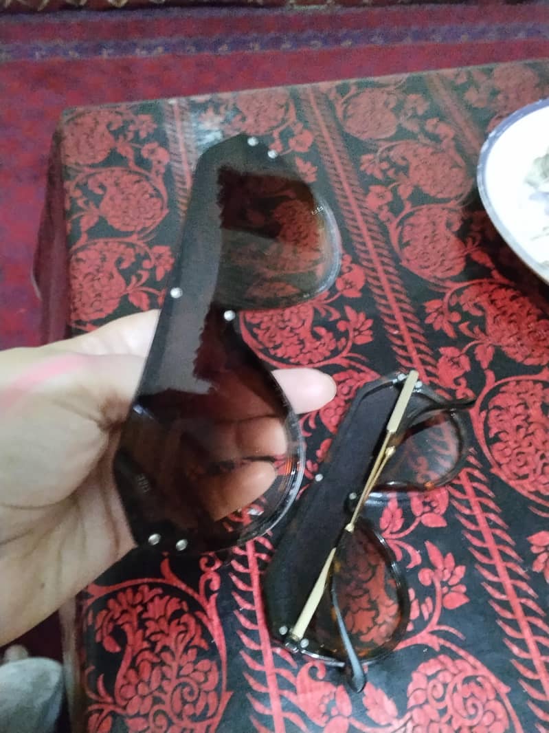 sun glasses 0