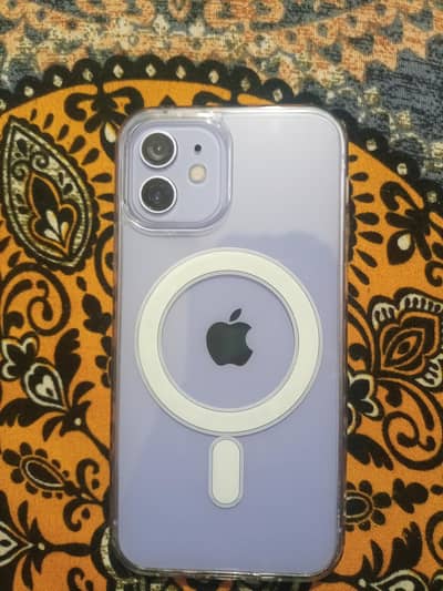 Apple iPhone 12