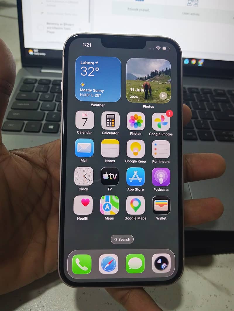Apple iPhone 13 3