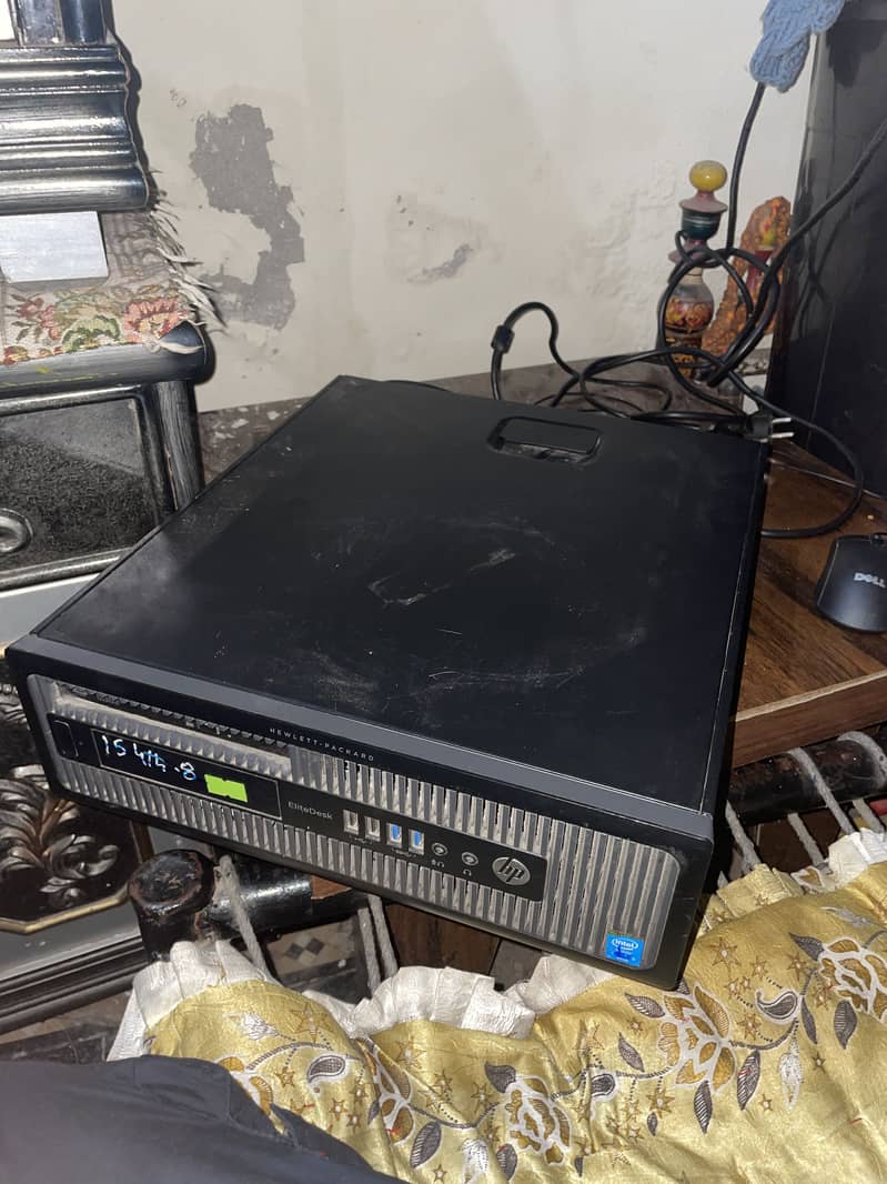 Computer with graphics card 1