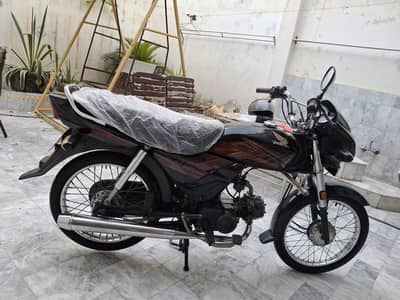 Honda CD- Dream, Black Horse 
