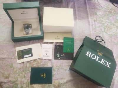 Rolex Submariner Automatic Watch With Complete Box