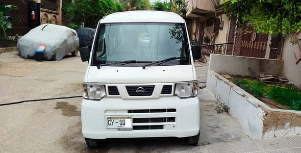 Nissan Clipper 2013