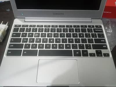 Samsung Chromebook laptop battery timing 6 hours plus