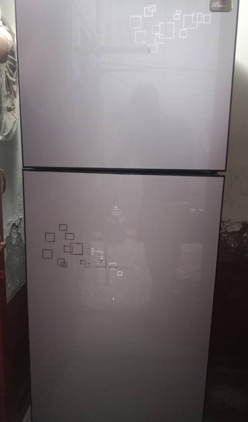 Refrigerator 1