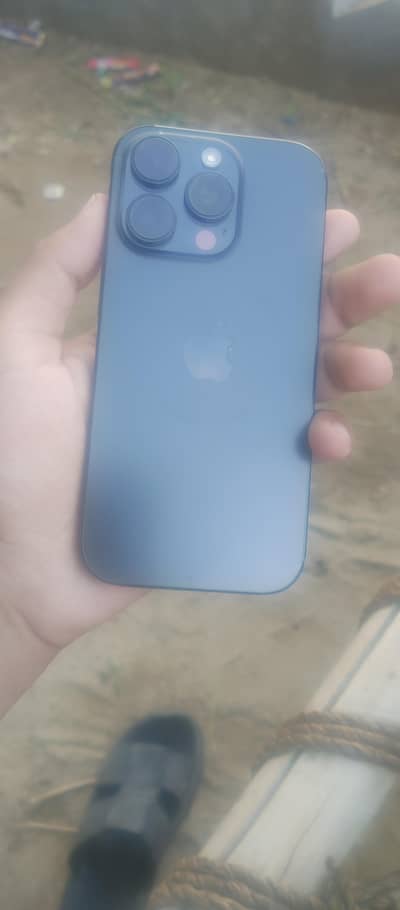 Apple iPhone 16 Pro