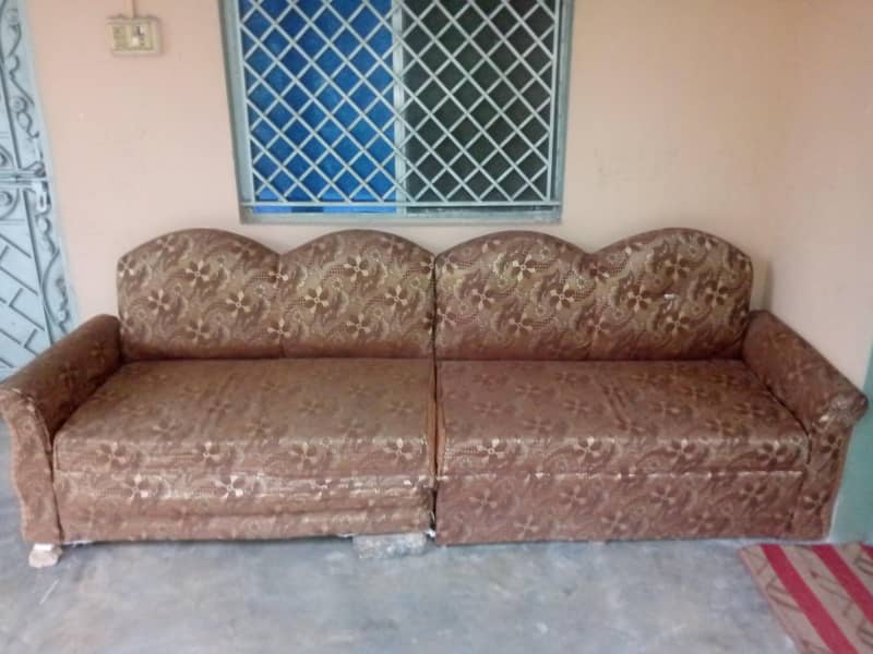 6 SETER SOFA SET 1
