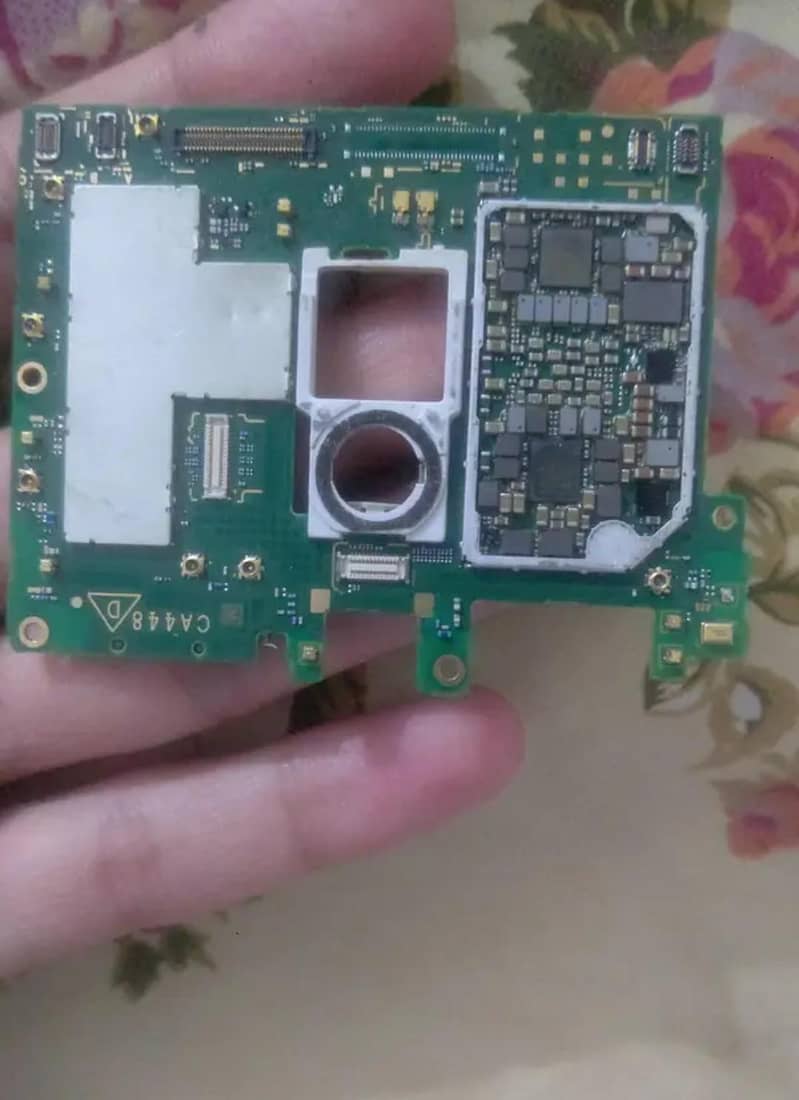 Sharp Aquos Zero 2 0