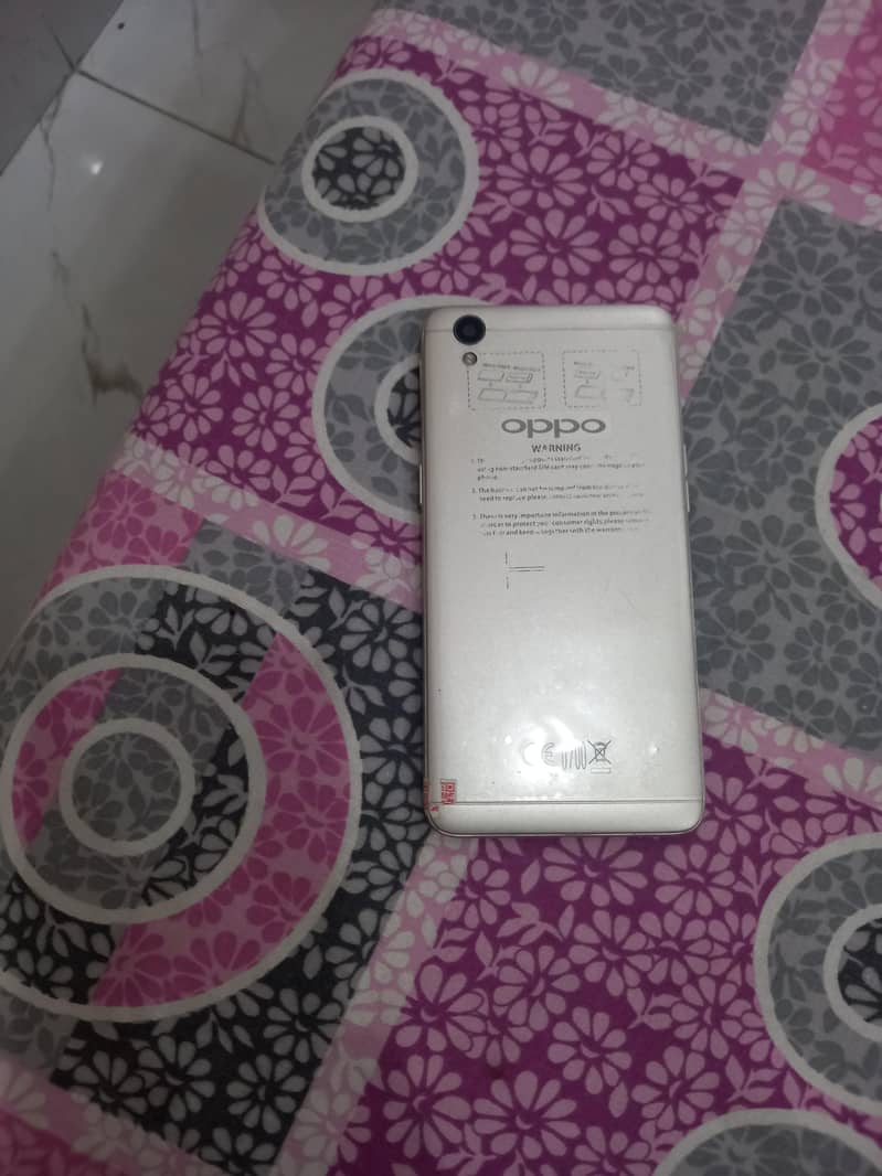 OPPO A37 2