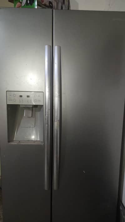 Daewoo double door fridge