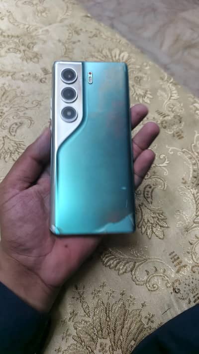 Tecno CAMON 40 Pro