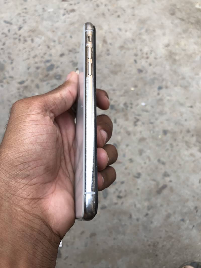 Apple iPhone X 2