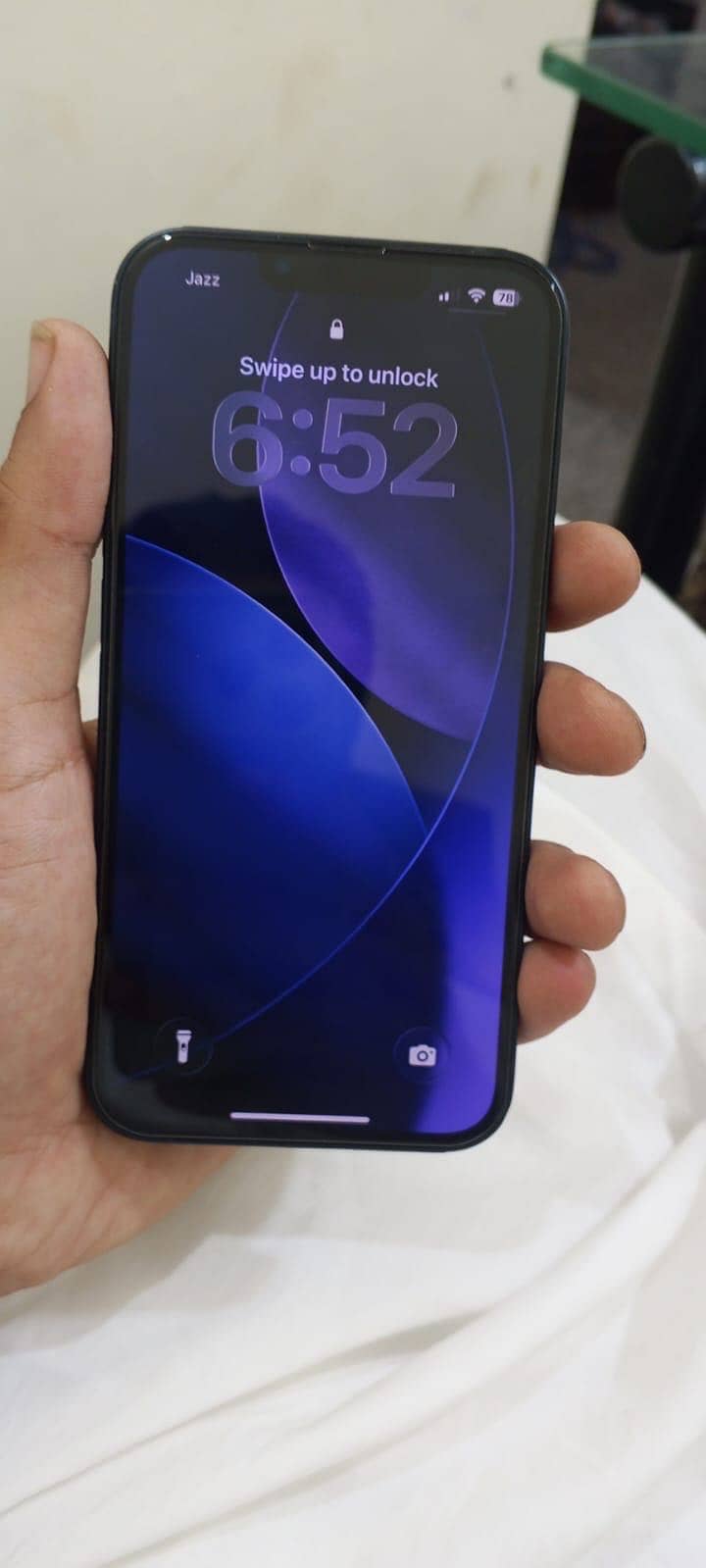 Apple iPhone 13 3