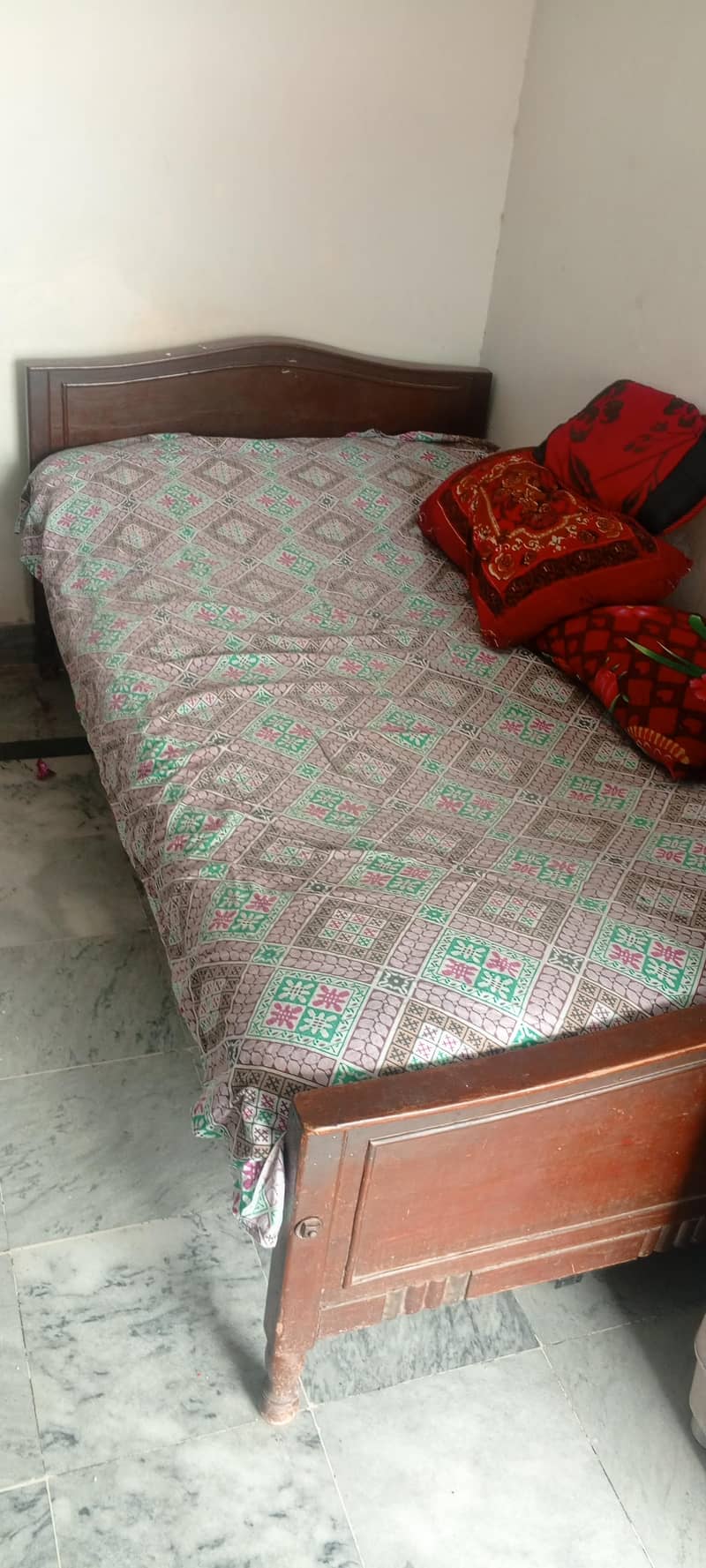 single bed 1