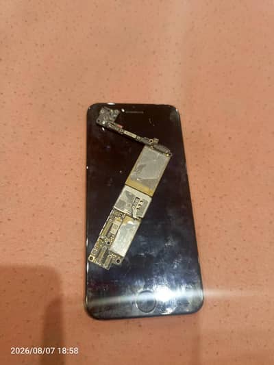 Apple iPhone 8