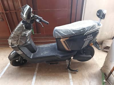 New Scooty A12 brand new condition 10/10
