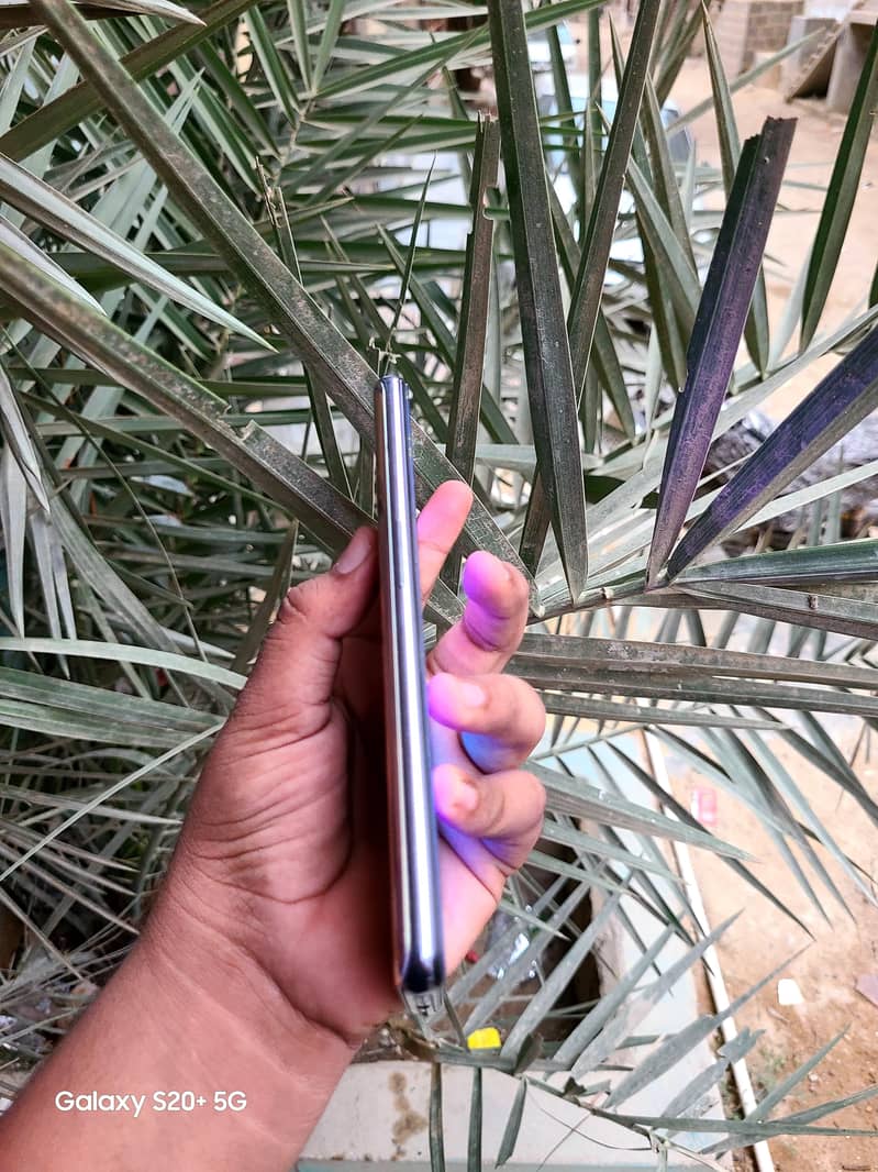 One Plus 9 6