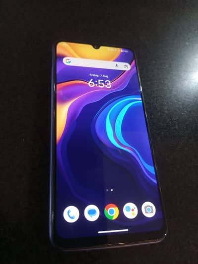 Vivo V20 8/128 almond Display