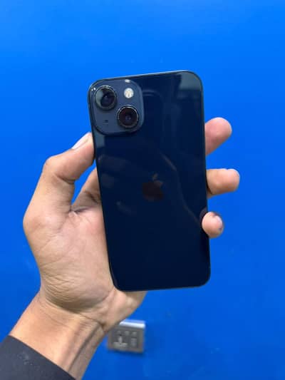 Apple iPhone 13 jv