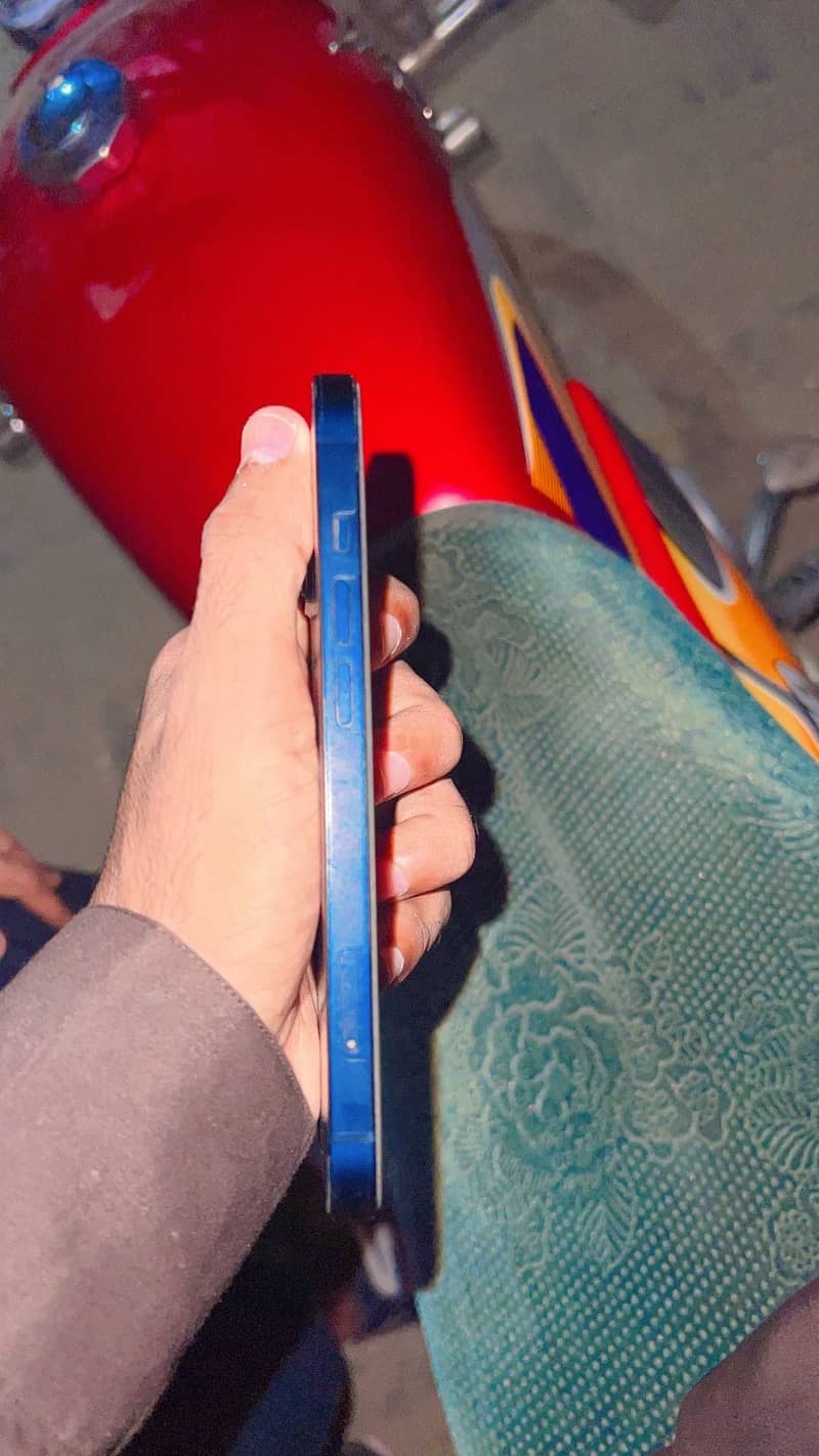 Apple iPhone 13 Pro Max 5