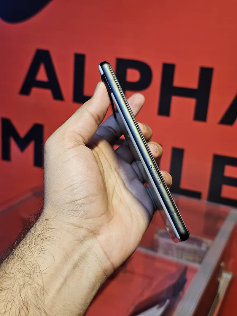 Google Pixel 6a 1