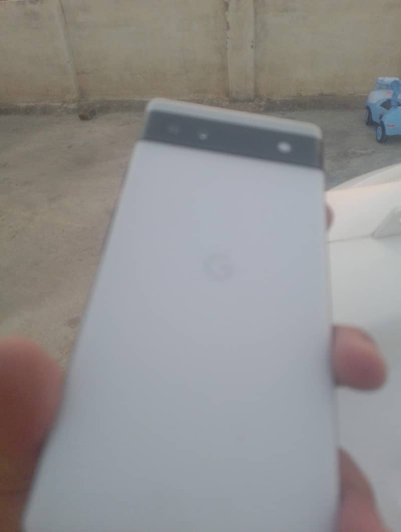 Google Pixel 6a 1