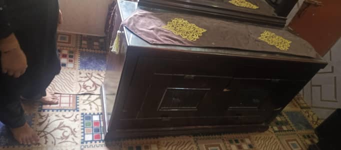 dressing table heavy weight urgent sale