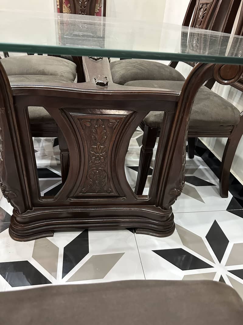 Solid wooden dinning table 1