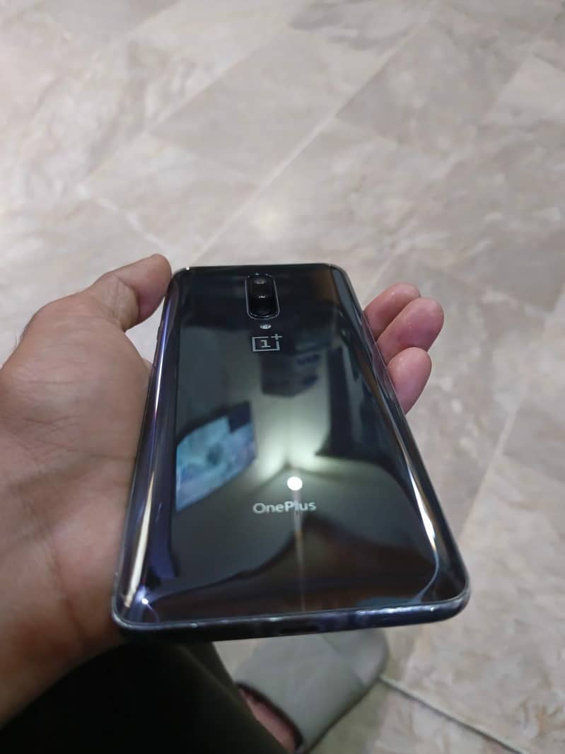 One Plus 7 Pro 1