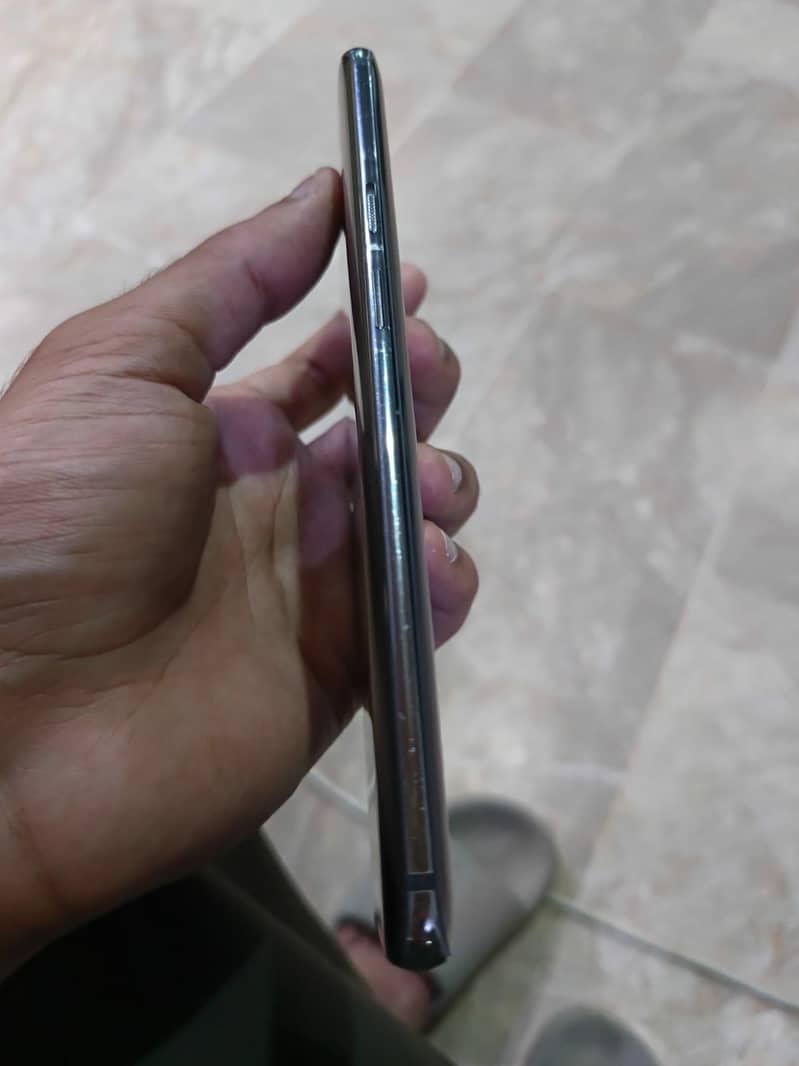 One Plus 7 Pro 4