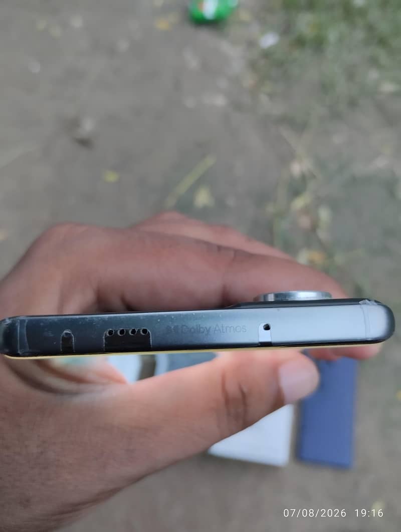 Tecno CAMON 40 Pro 4