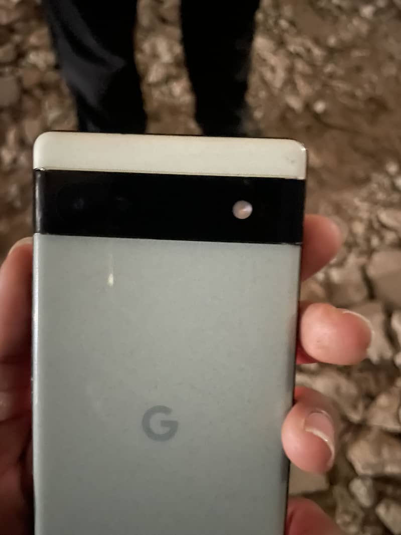 Google pixel 6a 4
