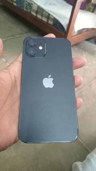 Apple iPhone 12 icloud lock