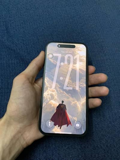 Apple iPhone 15