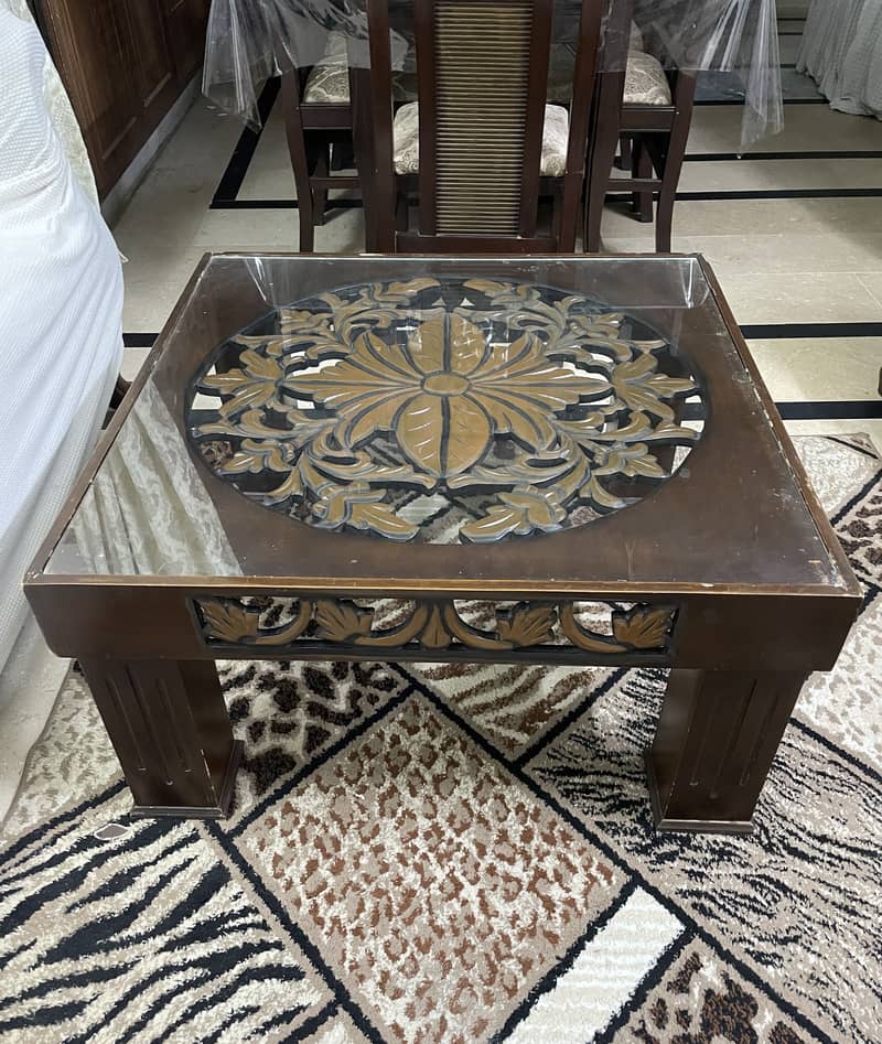 Center table - coffee table 0