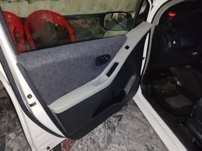 Toyota Vitz 2009