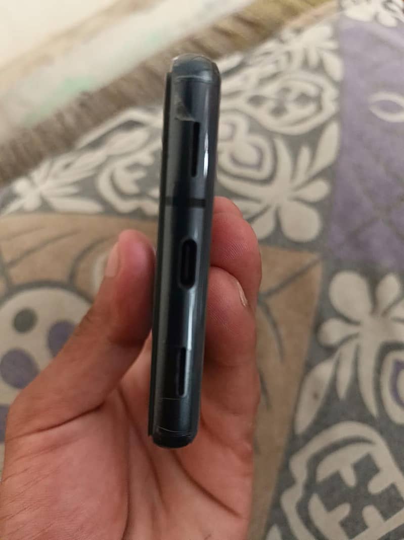 Google Pixel 7a 4