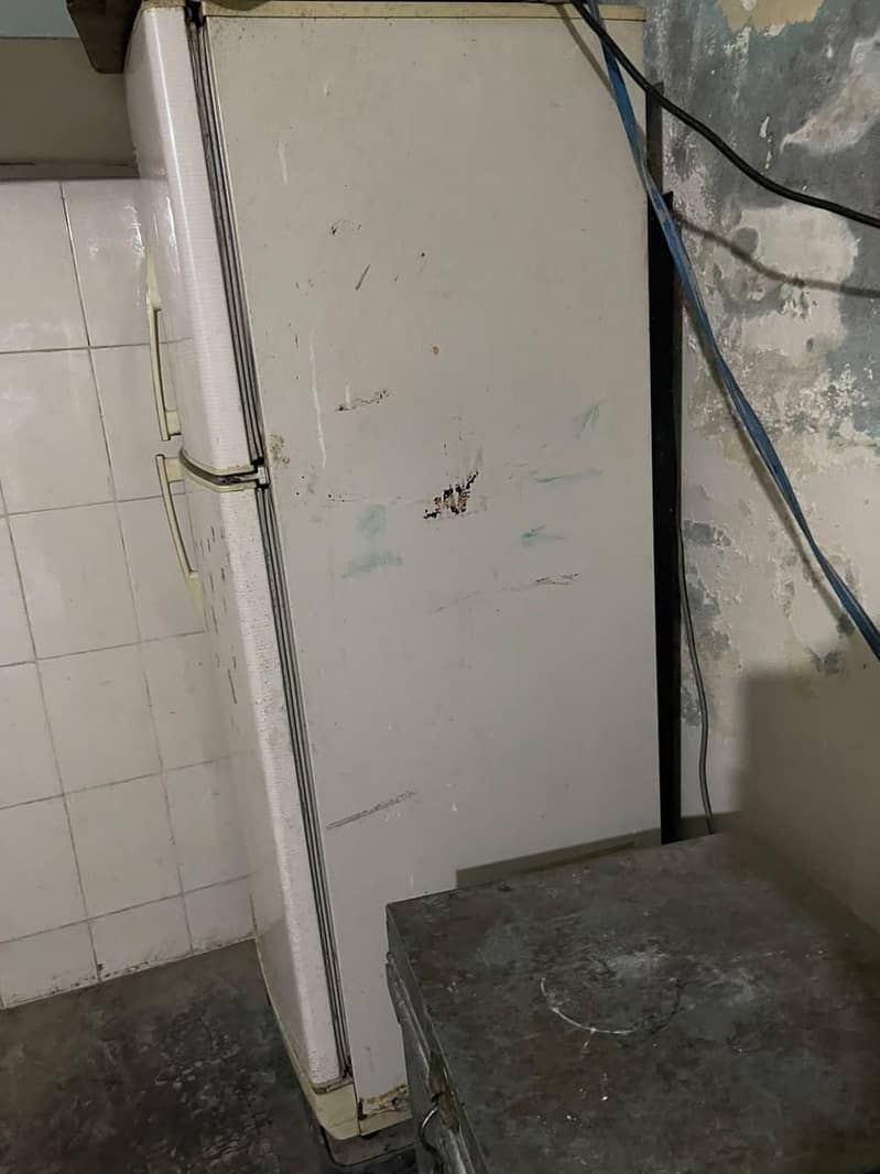 Refrigerator 1