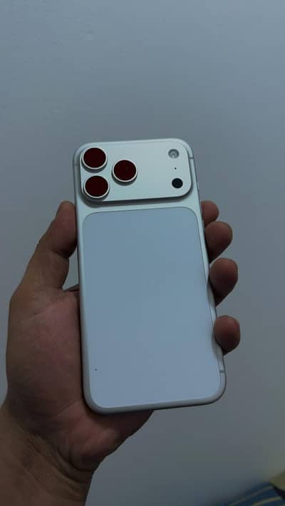 Apple iPhone 17 Pro Max Silver