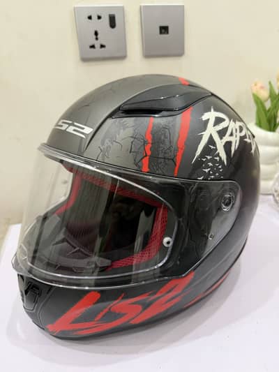 LS2 Rapid Full Face Helmet – Stylish Red/Black – Excellent Condition