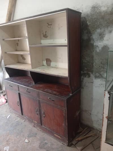 urgent sale showcase for crockery