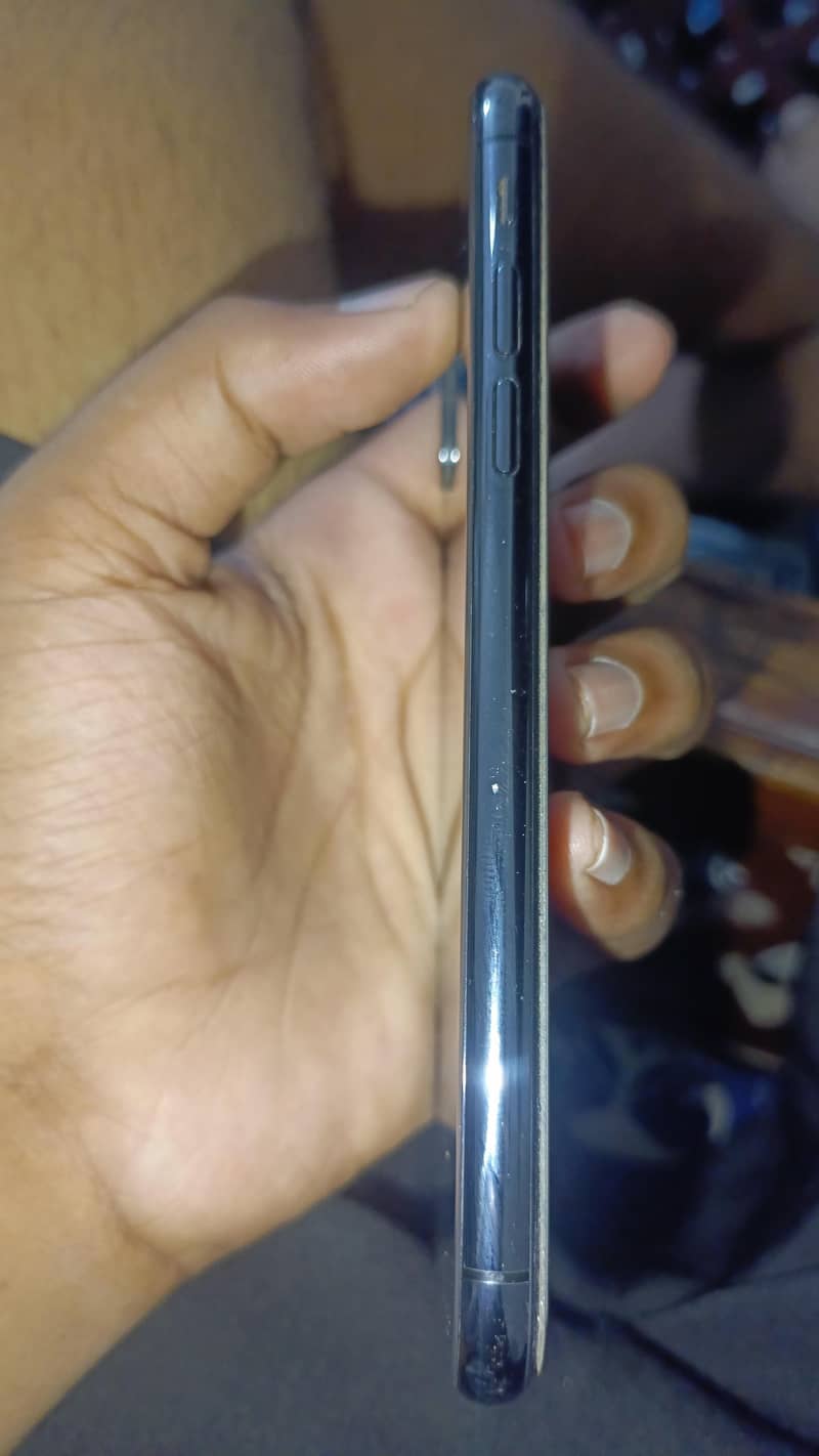 Apple iPhone X 2