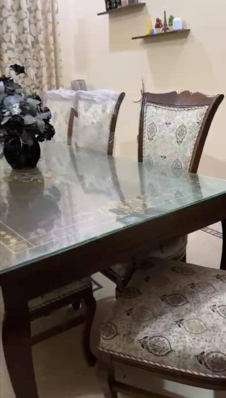 Eight chairs Dining table 3