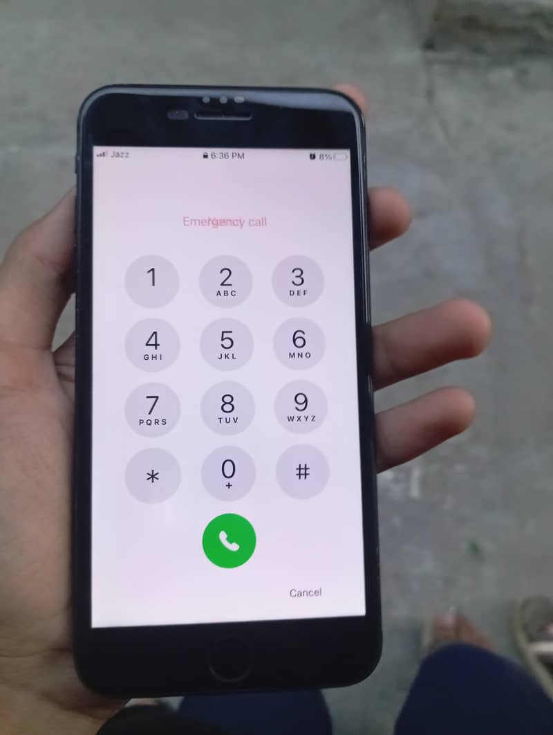Apple iPhone 7 Plus 2