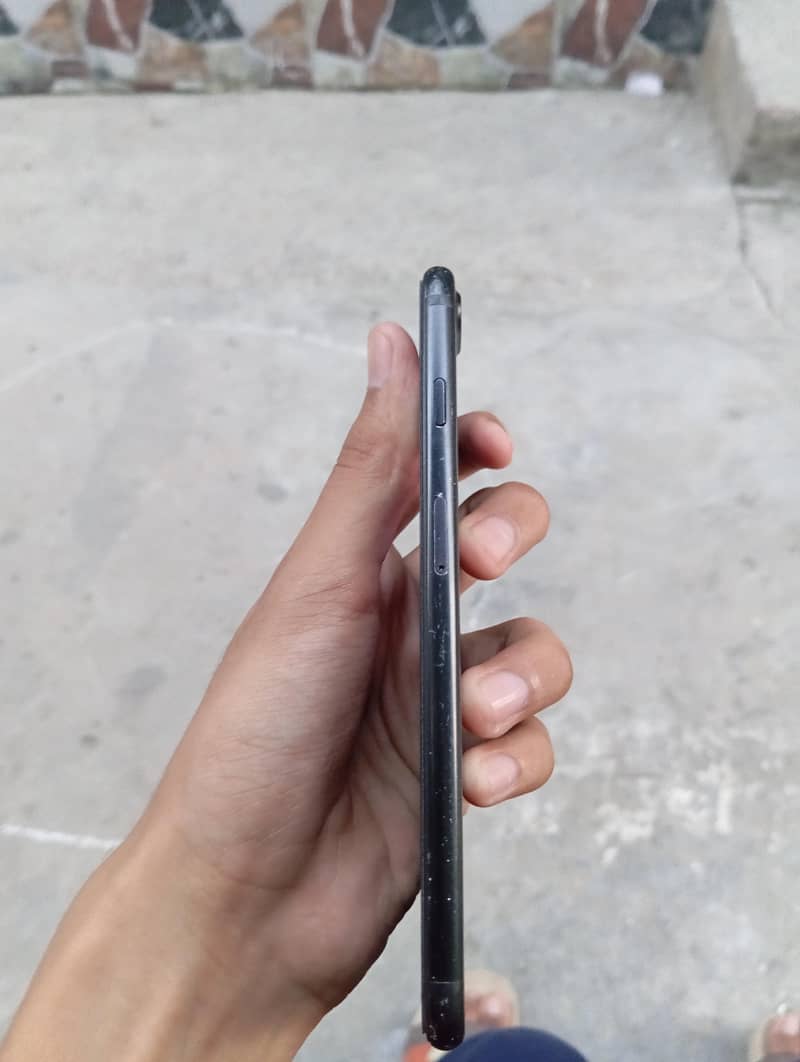 Apple iPhone 7 Plus 4